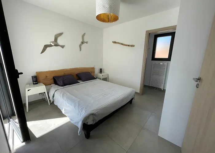 Les Toits De Moriani * סן-ניקולאו